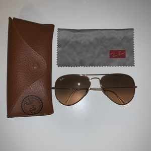 Women’s Ray Ban Aviator sunglasses